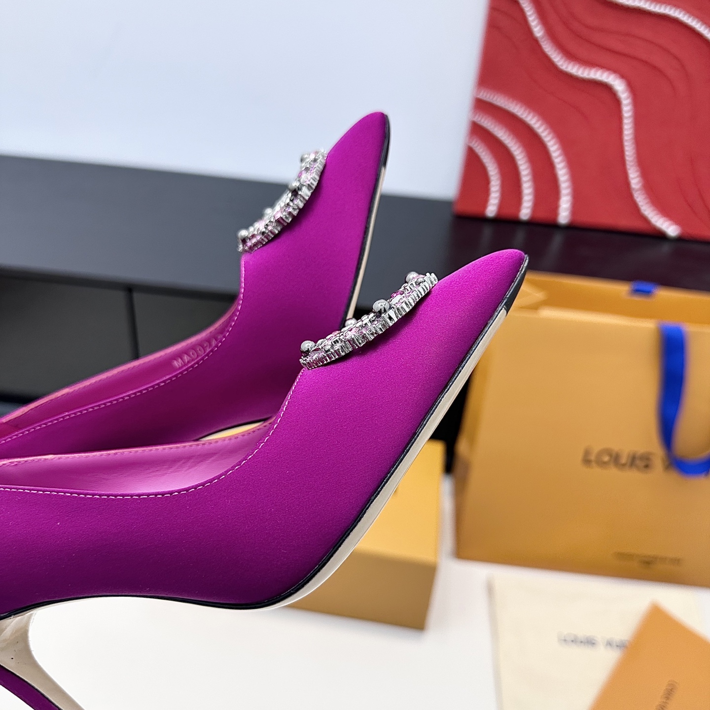 Women's high heels